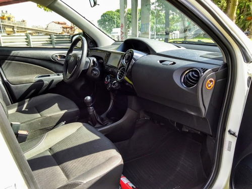 Toyota Etios 1.5 Xls 2016