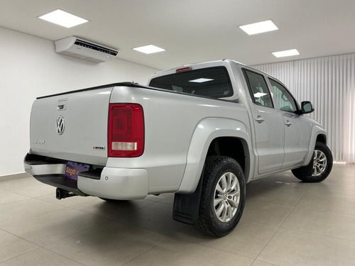 Imagem 3 de 13 de Volkswagen Amarok 2.0 Cd 4x4 Comfortline (aut)