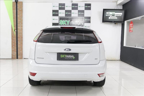 Imagem 6 de 15 de Ford Focus 2.0 Glx Flex Aut. 5p