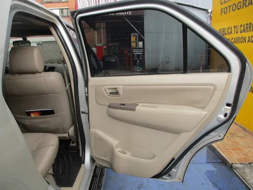 Toyota Fortuner Sr5 4x4 4000cc At Aa