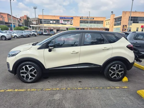 Renault Captur 2.0 Intens Automática