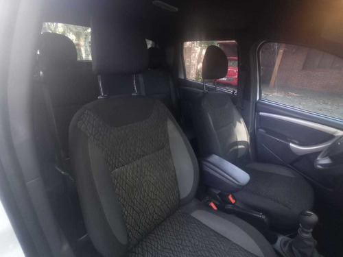 Renault Duster Oroch Dynamique 2.0 4x4 Año 2019
