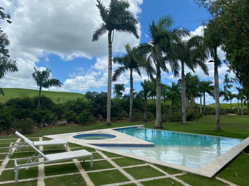 Apartamento Amueblado En Casa De Campo
