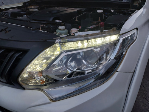 Mitsubishi L200 2.4 Di-d High Power 181cv Cuero
