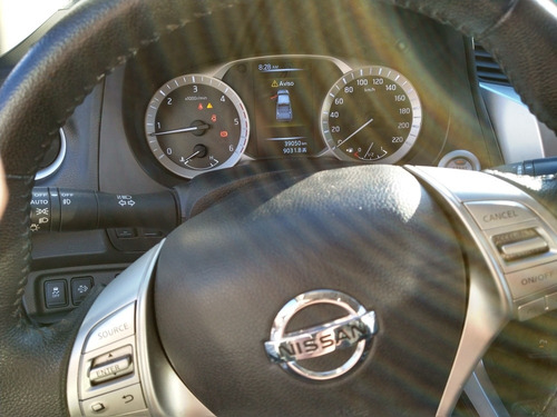 Nissan Np300 2017 2.3 Frontier Le Cd 4x2 Mt