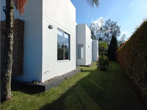 Encantadora Finca En Venta Llanogrande