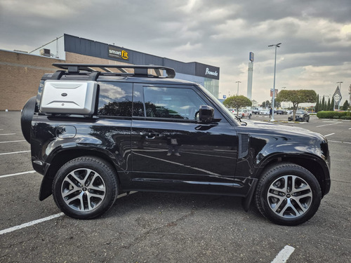 Land Rover Defender 90 Dynamic 2022