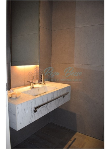 Apartamento En Brava, 3 Dormitorios *- Ref: 2566