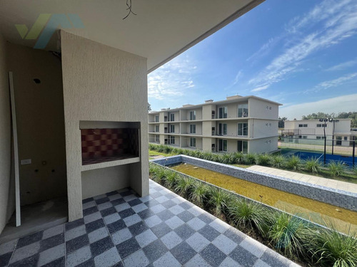 Departamento De 3 Ambientes Con Cochera, En Pilar Chic Village