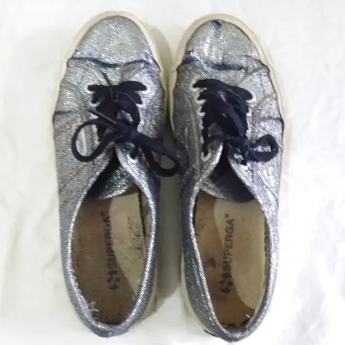Superga plateadas sales baratas