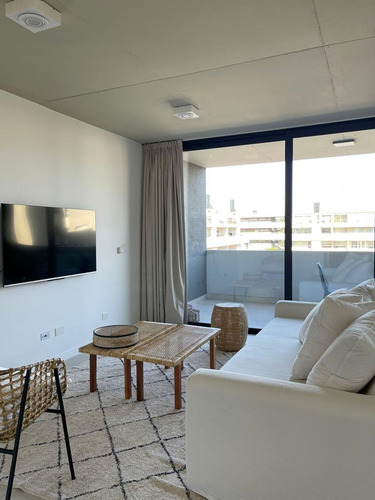 Departamento 2 Ambientes En Venta - Beccar-vias/rolon