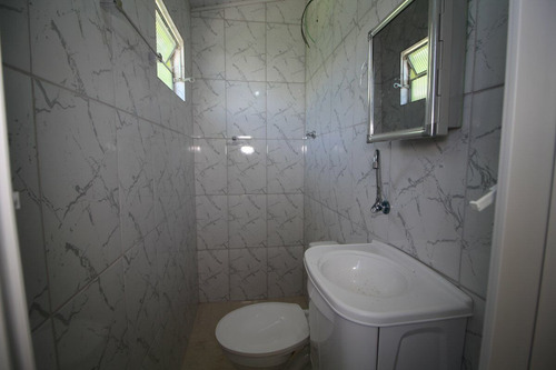 Imagem 14 de 15 de A Vila Possui 8 Casas, Renda De 4.650,00! - 2020-aj45