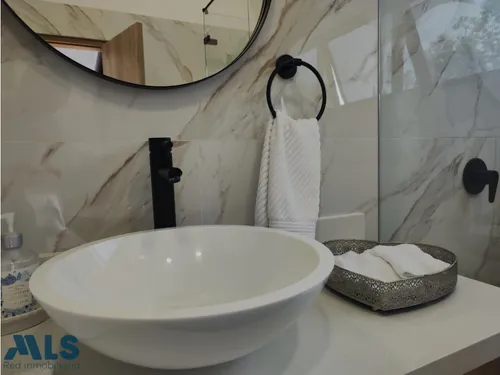 Casa Moderna En Altos De Las Palmas(mls#246252)