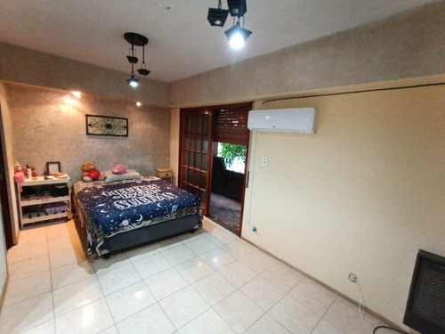 Excelente Chalet 4 Ambs Con Patio, Quincho, Gge