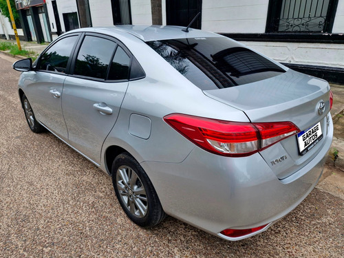 Toyota Yaris 1.5 107cv Xls Sedan