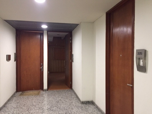 Imagen 27 de 27 de Oficina 144 M2 Terminaciones En Madera 4 Privados