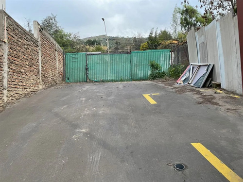 Local Comercial En Venta En Lo Barnechea, San Enrique