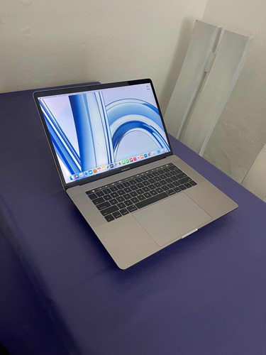 Macbook Pro Touch Bar 2017 15 PuLG 16 Ram 1 Tb Ssd Core I7
