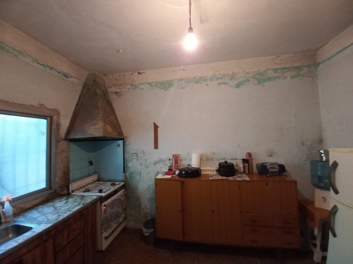 Imagen 5 de 8 de Venta De Casa Con Fondo Libre!!
