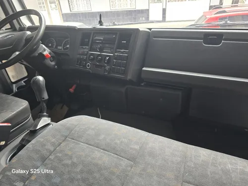 Camion Ford Cargo 816 Todo Original. Furgon Multipuertas