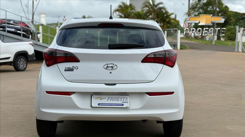 Hyundai HB20 1.0 UNIQUE 12V FLEX 4P MANUAL