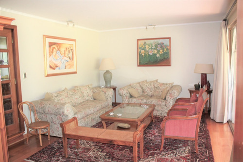 Preciosa Casa En Venta 5 Dorm Piedra Roja Chicureo Colina