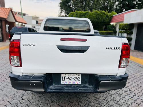 Toyota Hilux 2.7 Cabina Doble Mt