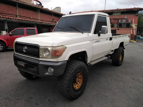 Toyota Macho Pick-up Sincronico 4x4