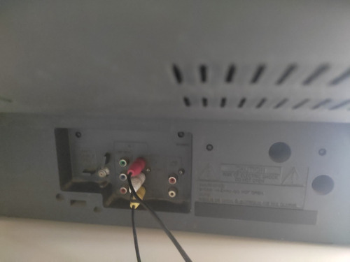 Imagen 9 de 9 de Televisor Daewoo De 20 Pulgadas Con Base De Pared