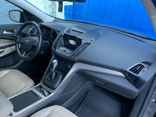 Ford Kuga 2.0 Titanium