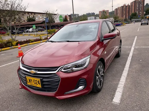 Chevrolet Onix 1.0 Premier At