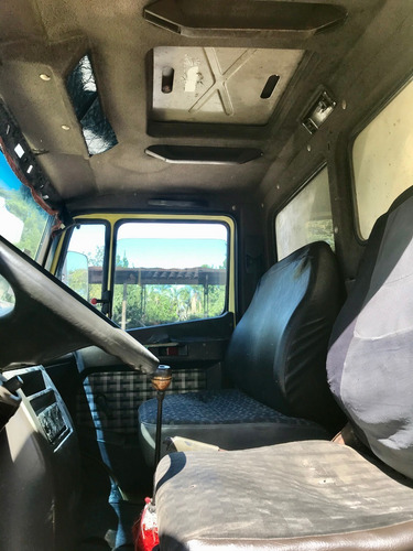 Imagen 8 de 9 de Mercedes Benz 710 '93 Con Furgón Térmico Y Eq De Frío