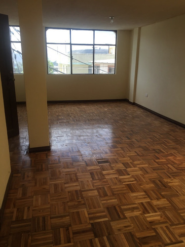 Imagen 6 de 8 de Departemento En Venta, En Carapungo