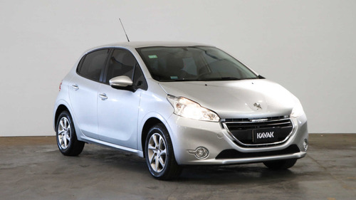 Peugeot 208 1.5 Allure Touchscreen - 144230 - C