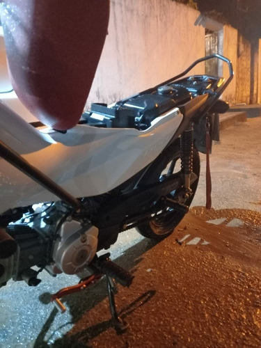 Imagem 3 de 6 de Honda 2020/2021