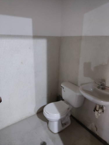 Local En Venta Ave Bolivar Porlamar