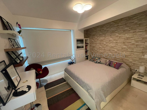 Venta Hermoso Apartamento Campo Alegre Yf