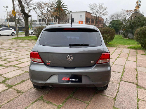 Imagen 8 de 16 de Volkswagen Gol 2011 1.6 I Power 701