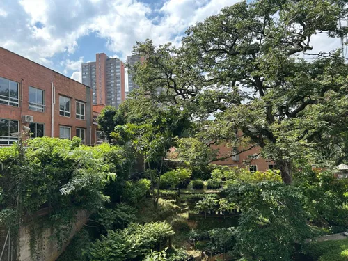 Apartamento En Venta En El Poblado. Cod V16957