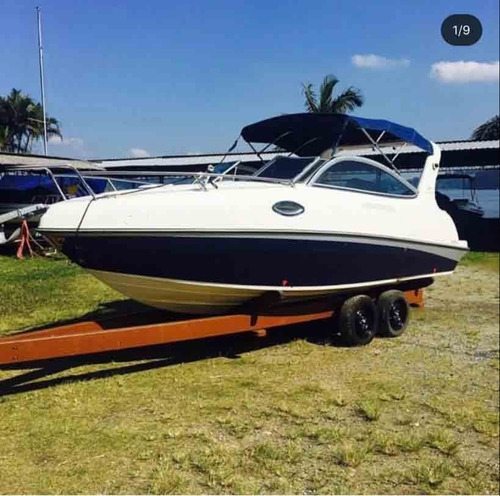 Lancha 23 Pes Commodore