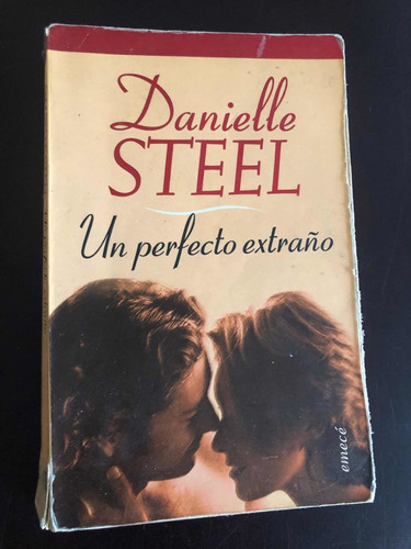 Libro Un Perfecto Extraño - Danielle Steel - Oferta