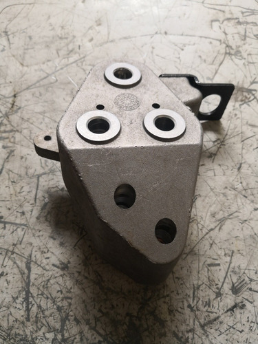 Base Soporte Motor Izquierdo Attitude 1.6 Automático 06-11 (Usado)