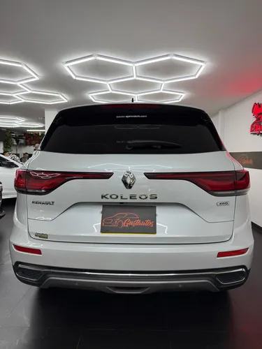 Renault Koleos 2.5 Intens 4X4 Bose