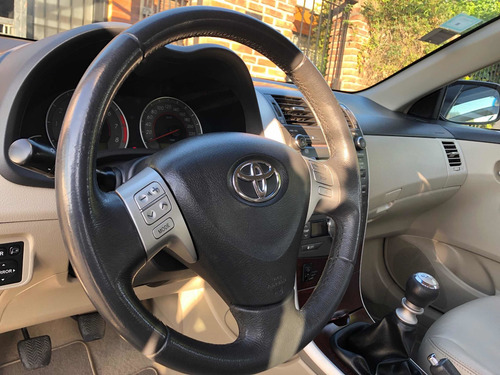 Toyota Corolla 1.8 Manual