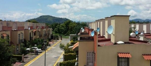 Imagen 2 de 5 de & Esta Casa Puede Ser Para Ti Excelente Oportunidad Mv&