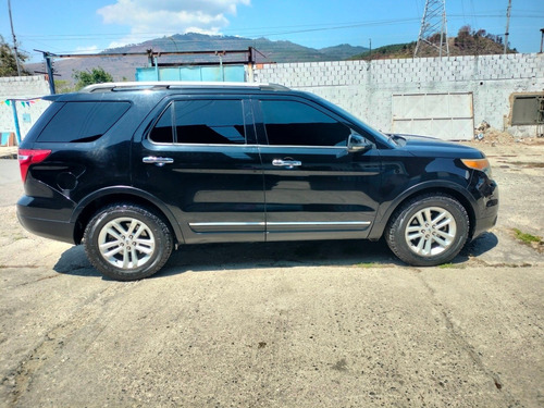 Imagen 2 de 10 de Ford Explorer Limited 4x4