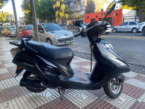Imagen 7 de 8 de Honda Elite 125 Año 2010 Scooter