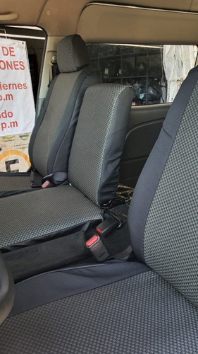 Cubreasientos Nissan Urvan Panel 3 Pas. Mod. 2013