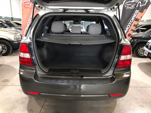 Imagen 6 de 8 de Kia Sorento Ex At Crdi 2.5 2009