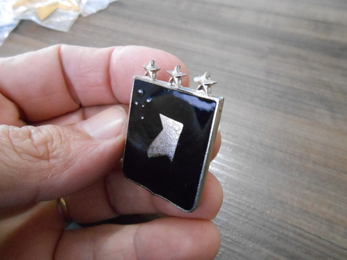 Insígnia Breve Militar Em Metal Com Resina Preta